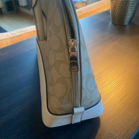 👜 Coach Sierra Satchel – Signature Canvas Classic 👜 - Picture 5 of 8